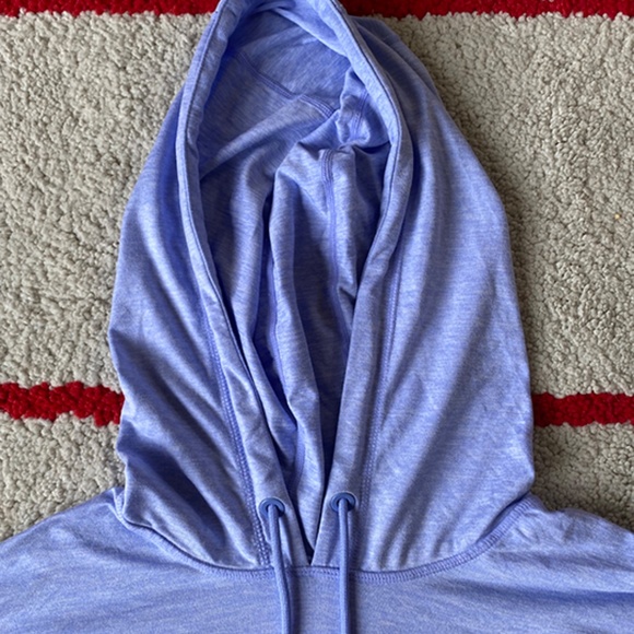 Athleta Uptempo Crop Hoodie in Lilac XS - Picture 3 of 7